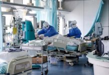 Πληθαίνουν τα κρούσματα κορονοϊού σε εργαζόμενους στα νοσοκομεία